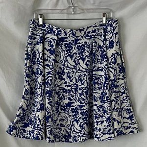 Adrienne Vittadini Blue and White Floral Circle Skirt - Size: Large